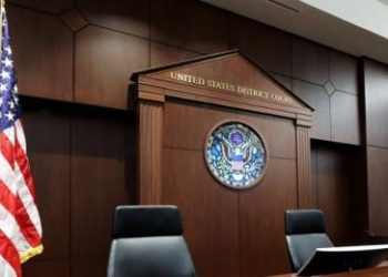 Mujer arrestada por falso reclamo de ciudadanía estadounidense