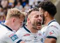 Super League: Leeds Rhinos retiene a Wakefield Fightback para reclamar el tercer lugar después de Rob Burrow Tributes | Noticias de la liga de rugby