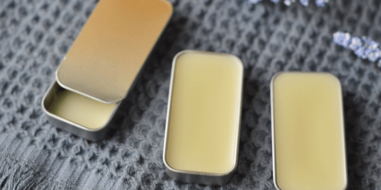 Bálsamo labial de sebo hidratante