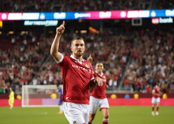 Según los informes, Wrexham buscando inversor, valoración de $ 475 millones