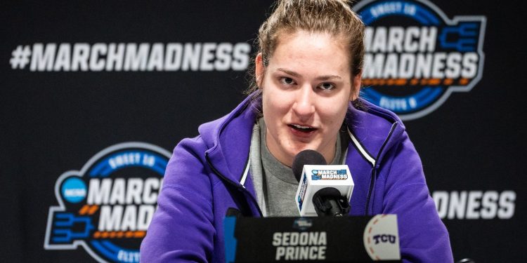 La ex estrella de TCU Sedona Prince comparte momentos de su «primer campeonato profesional de baloncesto» con Al Riadi (fotos)