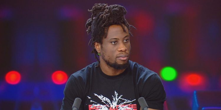 Music Show: Obongjayar llama a los políticos 'sin espinas' en el álbum bailable 'Paradise Now'