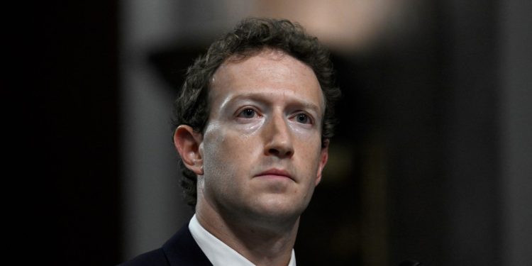 El juez federal se pone en pie con meta en demanda sobre la capacitación de modelos de IA en libros con derechos de autor