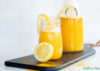 Receta de limonada de cúrcuma helada