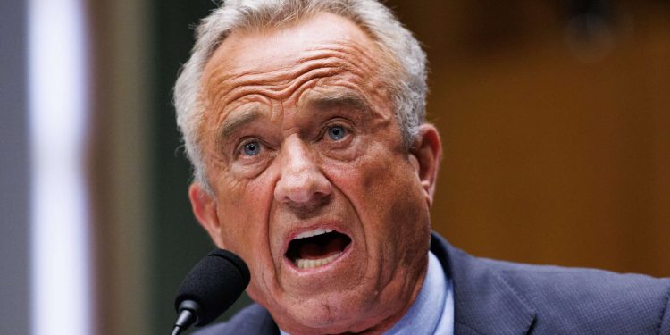 El panel de vacunas seleccionados de RFK Jr., como era de esperar, ofrece conclusiones antivaccinas