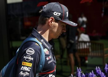 F1 temería 'boicot holandés' si Max Verstappen está prohibido por el médico de cabecera austriaco, se siente experto