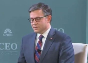 Trump se avecina por BBB cuando Mike Johnson le ruega al Partido Republicano del Senado que cambie el proyecto de ley