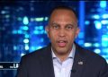 Hakeem Jeffries se asegura de que Trump no olvide que es un fracaso total