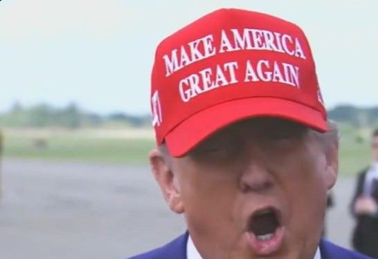 Trump se derrite y exige el Premio Nobel cuando está a punto de comenzar una guerra en el Medio Oriente