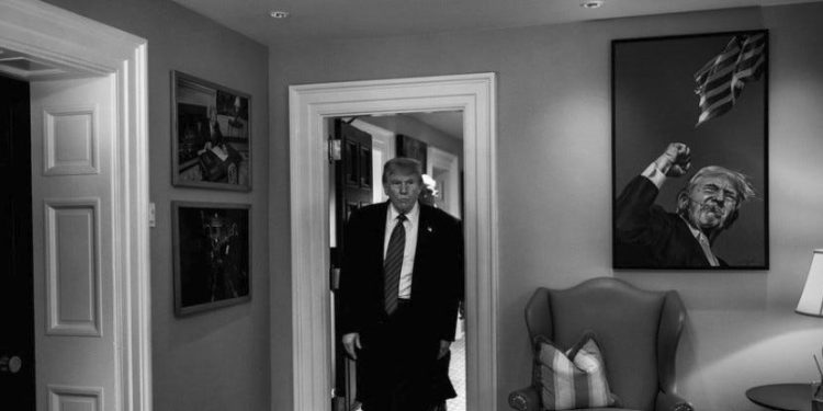 Trump parece un cadáver aturdido cuando el Medio Oriente arde