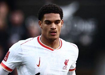 Jarell Quansah: Liverpool está de acuerdo en la venta del defensor a Bayer Leverkusen mientras Milos Kerkez vuela para Medical | Noticias de fútbol