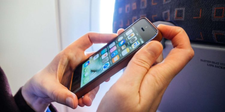 Cómo mantener sus datos en privado desde las búsquedas telefónicas en la frontera de EE. UU.