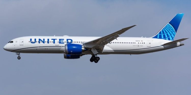 United Airlines expande a Nueva York/Newark a los vuelos de Dominica