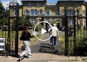 El Reino Unido planea reducir la edad de votación en la reforma electoral importante