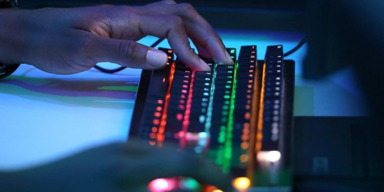 Copa Mundial de Esports: G2, Hanwha Life Advance en League of Legends