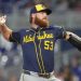 Marineros Siguientes para RHP Brandon Woodruff, Brewers Brewers