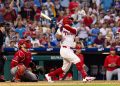 Kyle Schwarber Grand Slam levanta a los Filis para ganarse a los ángeles