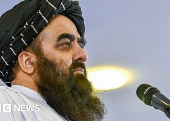 Rusia la primera en reconocer el gobierno talibán en Afganistán