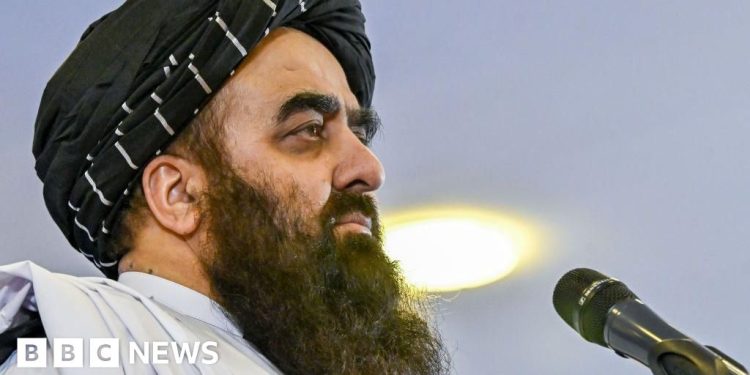 Rusia la primera en reconocer el gobierno talibán en Afganistán