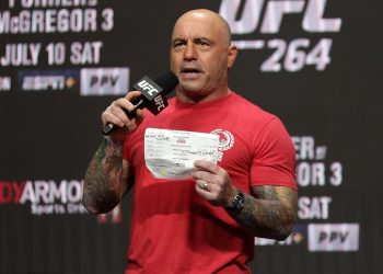 Joe Rogan acusa al equipo de Ocultar a los archivos de Epstein de Trump para proteger a personas poderosas