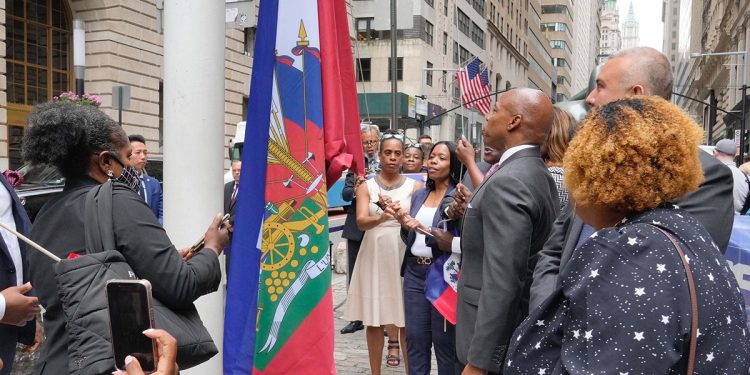 Por qué la decisión de la bandera haitiana en Lake Worth Beach se siente como borrado