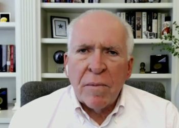 John Brennan se niega a ser intimidado por las amenazas de Trump