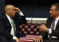 Sens. Cory Booker y Alex Padilla presentan a Bill a Unmask Ice