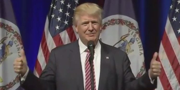 La presidencia de Trump se está desmoronando a medida que su índice de aprobación se estrella en un nuevo bajo