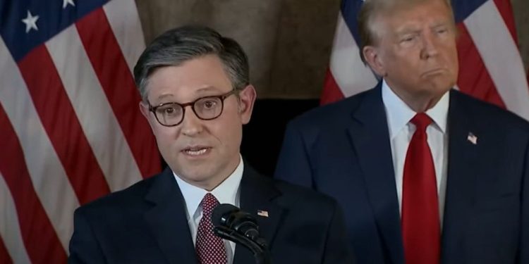 Trump y Mike Johnson tienen un gran problema, ya que los republicanos dicen que votarán BBB