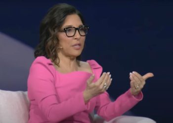 ¡Se llevaron el cheque azul de Linda Yaccarino!