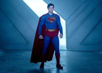 Revisión de Superman: 'Repleto de rareza geek'