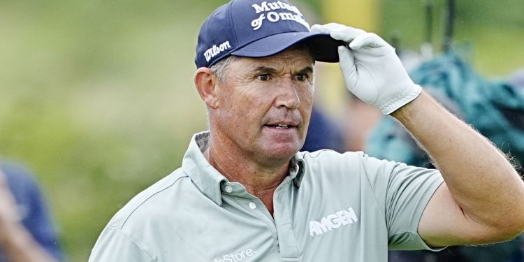 Abierto británico senior: Padraig Harrington afirma la ventaja de un solo disparo sobre Thomas Bjorn después del difunto birdie | Noticias de golf