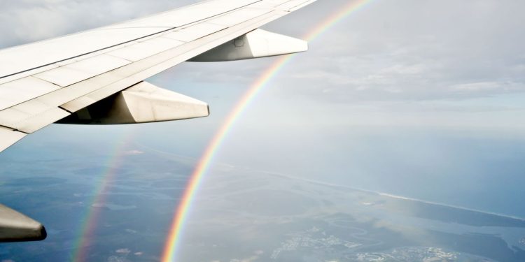 Es probable que veas un arco iris en estos vuelos.