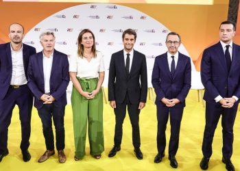 Los aspirantes presidenciales franceses explotan el primer ministro, luego se vuelven el uno al otro en el debate temprano – Politico