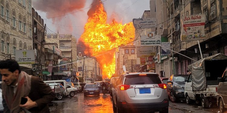 Los hutíes de Yemen confirman que el ataque aéreo israelí mató al primer ministro del grupo | Noticias de Houthis