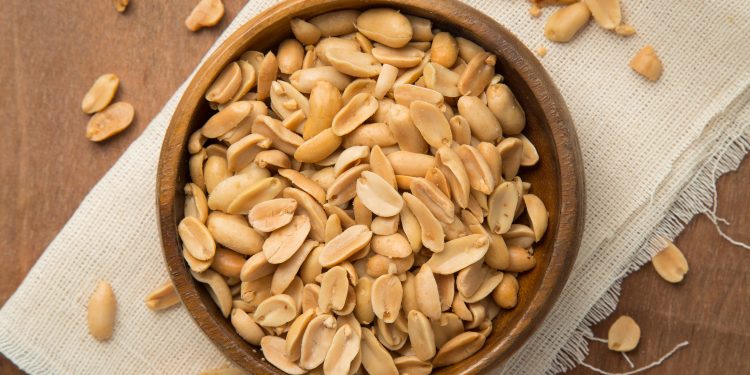 Estudio para probar si la dieta de las madres evita el signo temprano de alergia alimentaria en los bebés