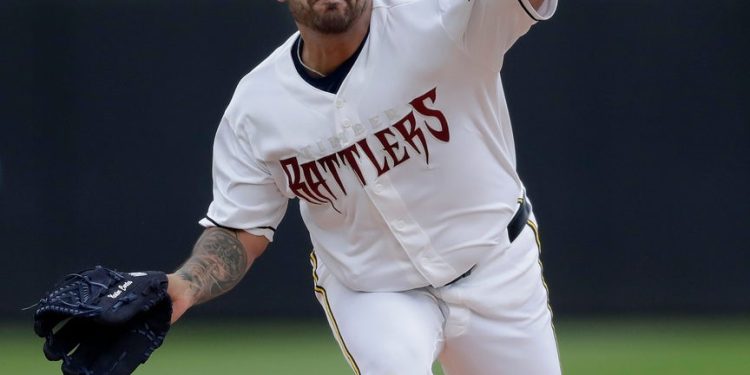 Informes: Padres obtiene LHP Nestor Cortes de cerveceros