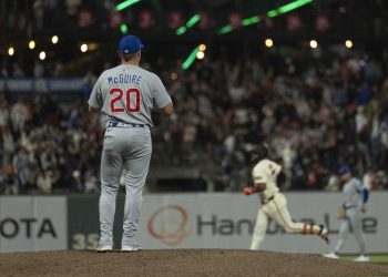 Cachorros ansiosos por evitar el barrido de tres juegos en San Francisco