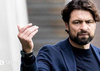 Russell Martin de los Rangers es solo ganador en uno de los peores derbies de la vieja empresa