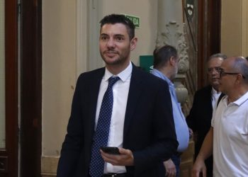 Arabia se atornilla a la vicepresidencia del pro desespués de decir que el Partido no existe más