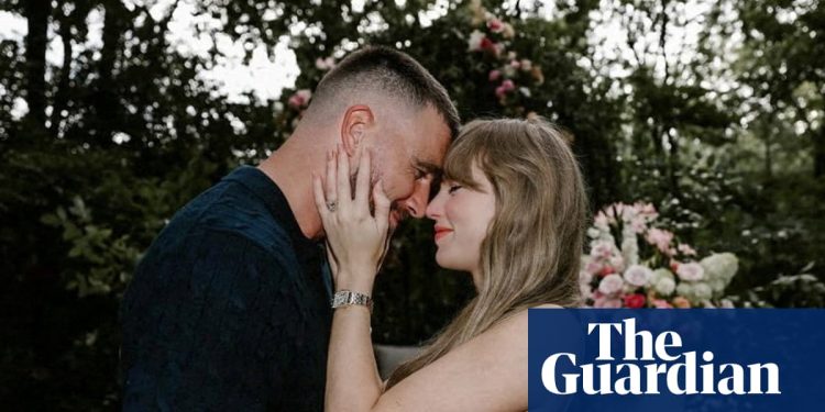 Una propuesta hecha por Taylor: lo que dicen las imágenes de compromiso de Swift y Kelce | Taylor Swift