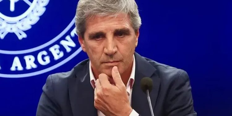 Caputo Deberá Informar Sobre La Deuda que Contrajo Con el FMI | La Justicia le Ordenó Presentar La Documentación Sobre El Crédito de 20 mil Millones de Dólares