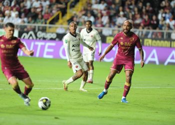 Las Heridas del Clásico: Joseph Mora admite que Saprissa Está en Deuda