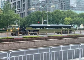 China exhibirá a un dron de mar gigante por primera vez