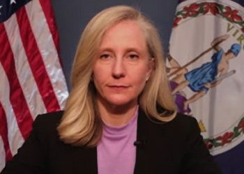 El candidato a gobernador demócrata VA, Abigail Spanberger, quiere convertir a Virginia en un estado santuario para extraterrestres ilegales | El experto de la puerta de entrada
