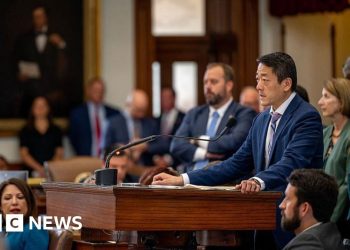 Texas House vota para aprobar mapas de redistribución de distritos republicanos
