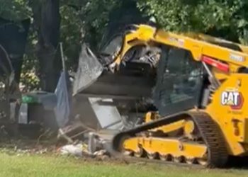 Está sucediendo: los campamentos de personas sin hogar ya están siendo eliminados de Washington, DC (video) | El experto de la puerta de entrada