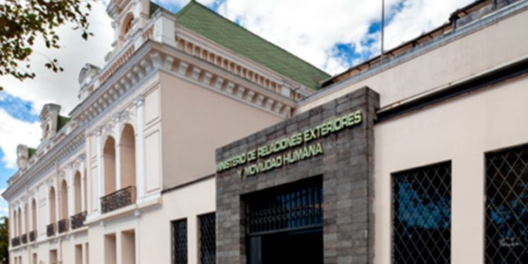 Ecuador exigirá Visa de Transeúnte A Venezolanos y Otras 40 Nacionalidadas: La Medida Inicia El 1 de Septiembre