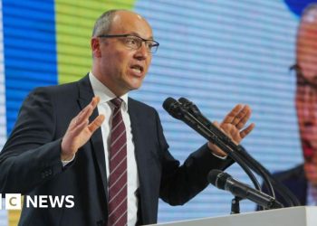 El destacado político ucraniano Andriy Parubiy mató a tiros en Lviv