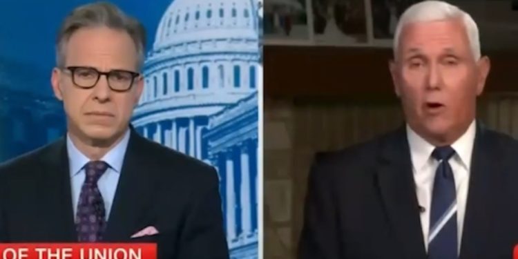 Rino Turncoat Mike Pence exige que Trump derribe al «martillo» con sanciones secundarias a Rusia antes de las conversaciones de paz (video) | El experto de la puerta de entrada